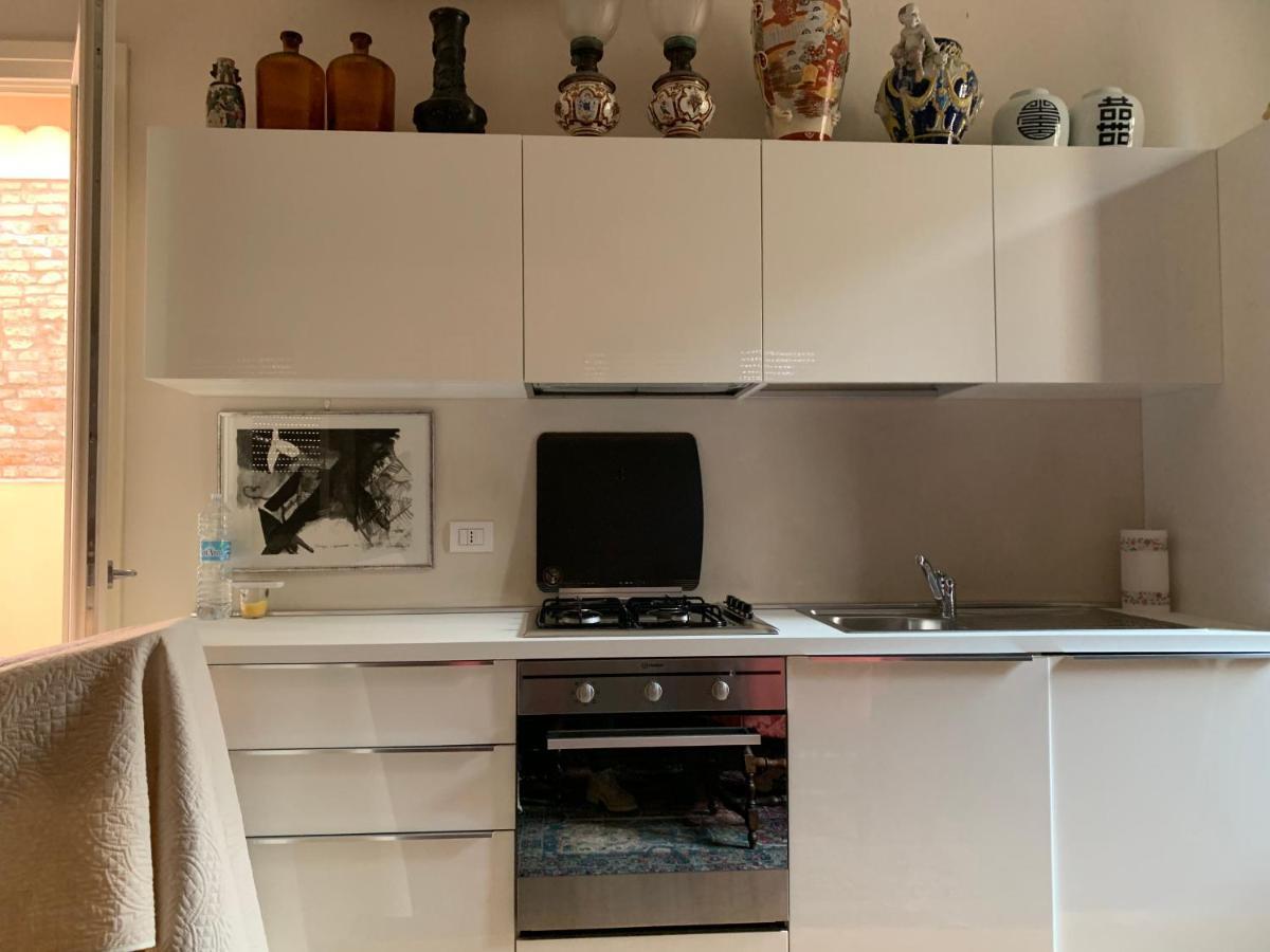 Elegante Appartamento In Centro A Cesena Kültér fotó